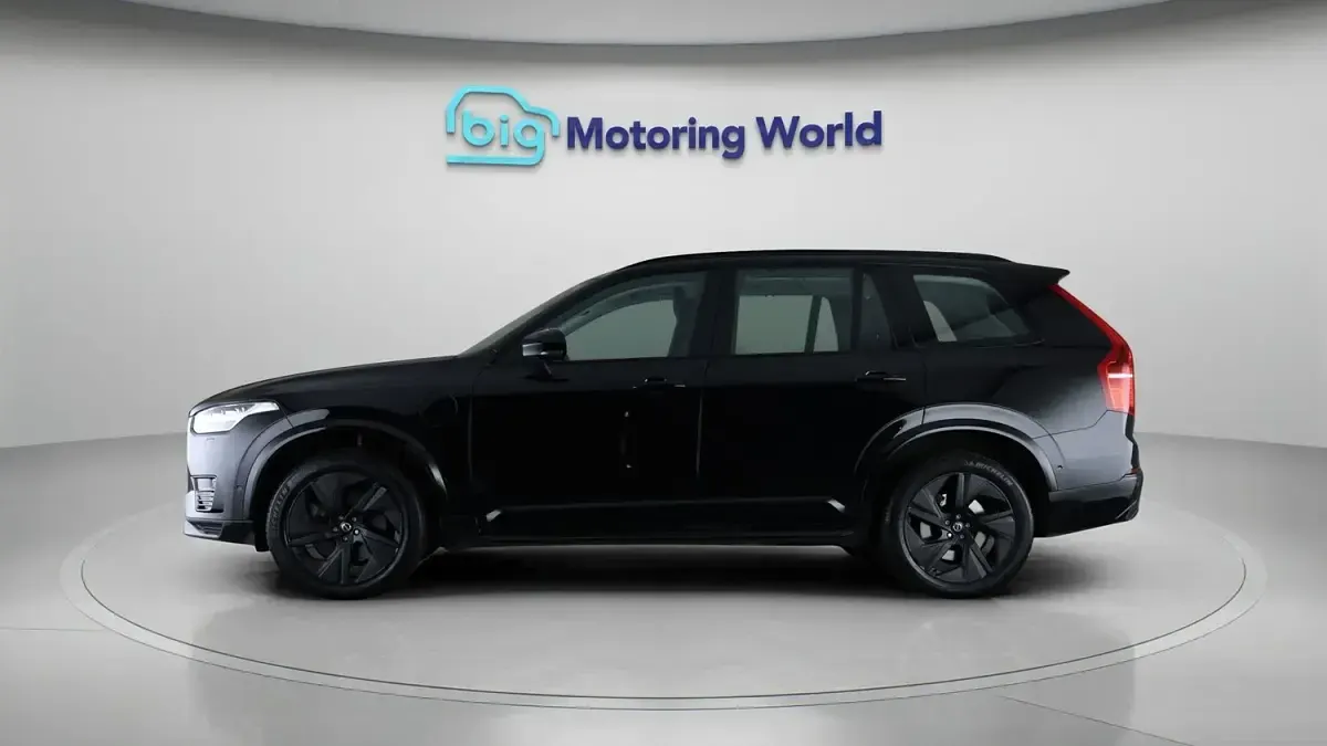 Used Volvo XC90 Plus 455 HP (334 kW) 2023 Black SUV