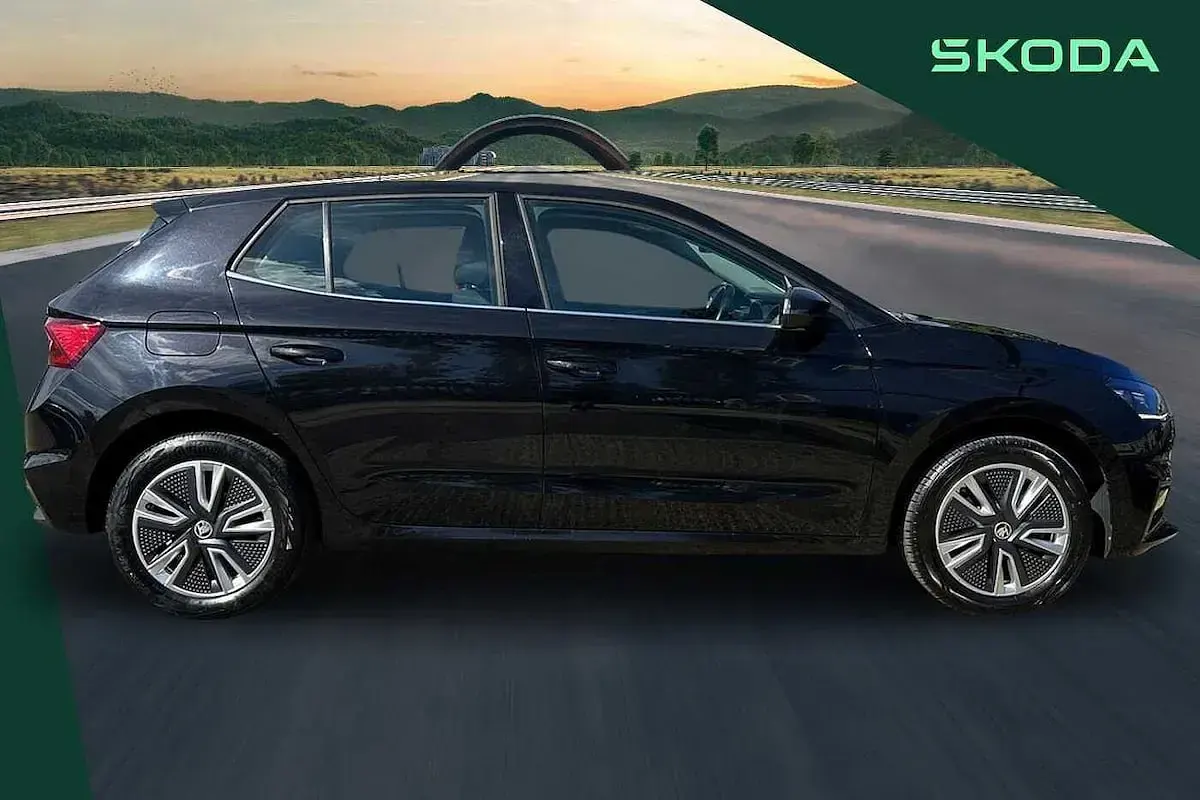 Used Skoda 110 R SE L 81 HP (59 kW) 2022 Black magic pearl effect Hatchback