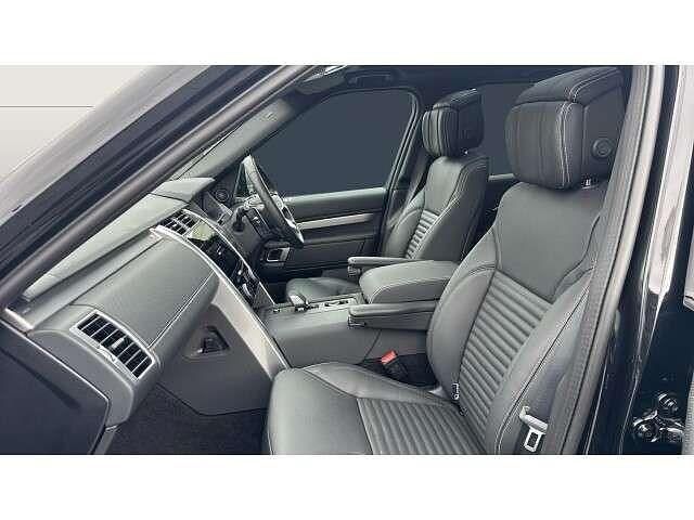 Used Land Rover Discovery 5 HSE Dynamic 344 HP (253 kW) 2025 Black SUV