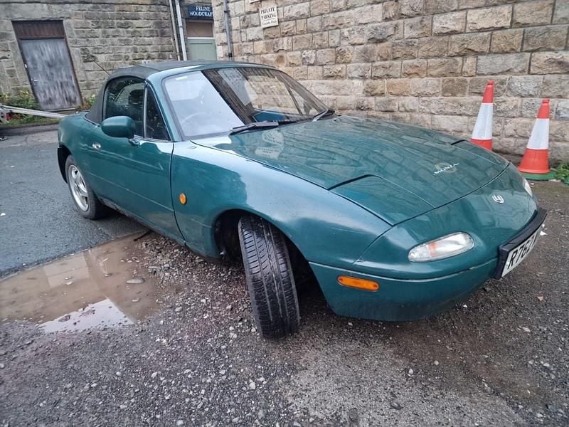 Green Used 1998 Mazda MX5 Edition Cabriolet | £4,995 (Good price) - Image 1/4