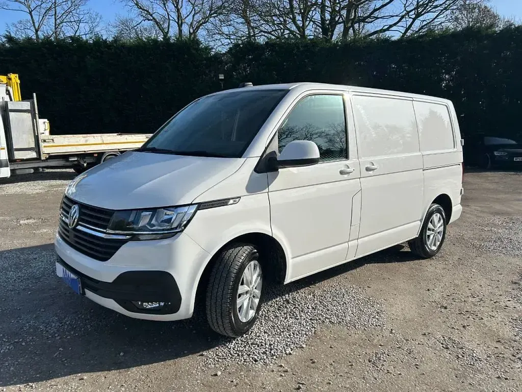 Used VW Transporter Highline 110 HP (80 kW) 2023 White Van