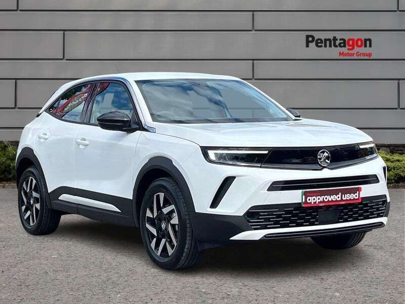White Used 2024 Vauxhall Mokka Design Edition SUV | £16,450 (A bit pricey) - Image 1/4