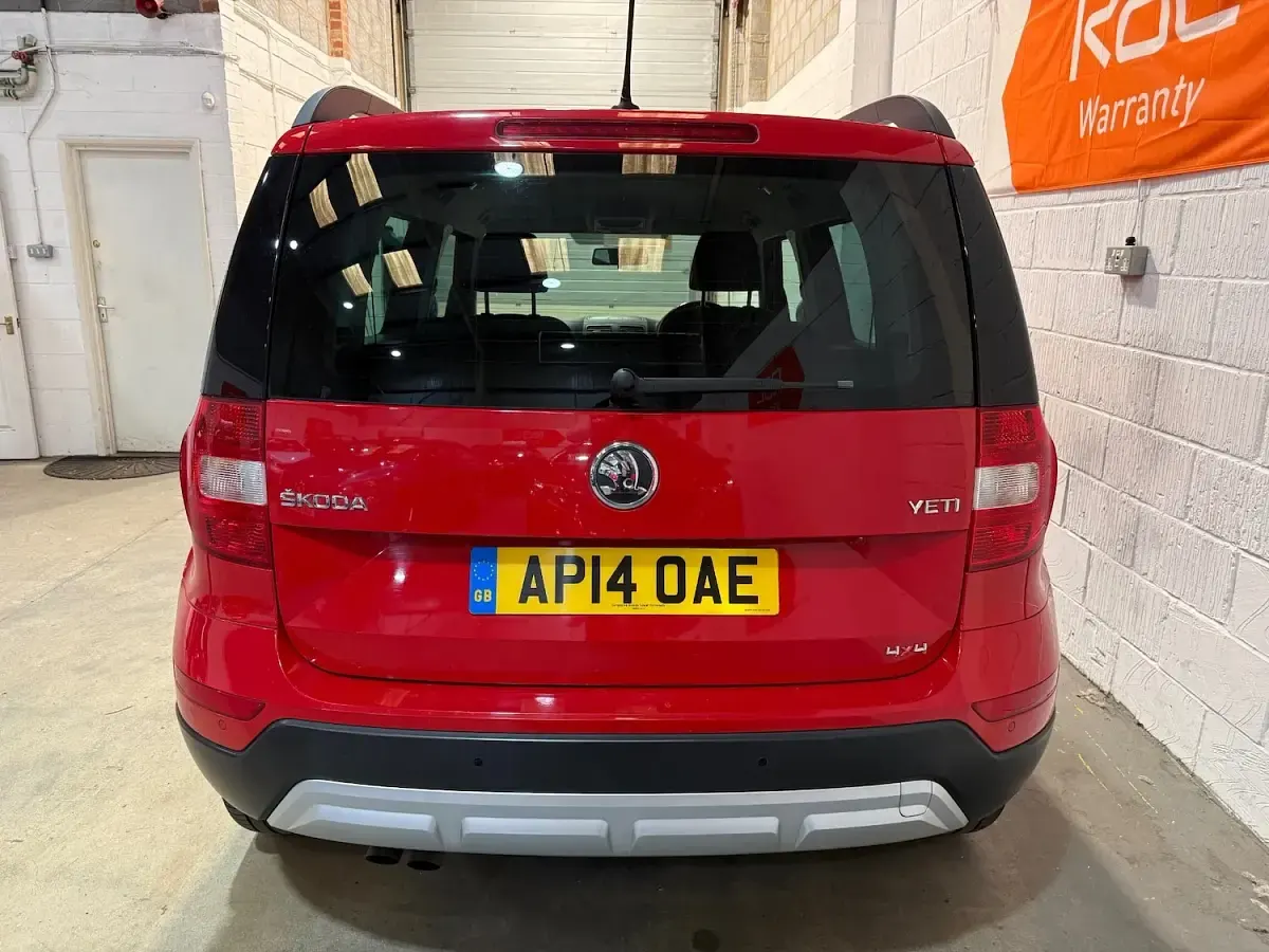 Used Skoda Yeti Tour 140 HP (102 kW) 2014 Red SUV