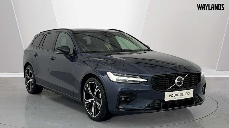 Blue Used 2025 Volvo V60 Plus Estate | £33,291 (Fair price) - Image 1/3