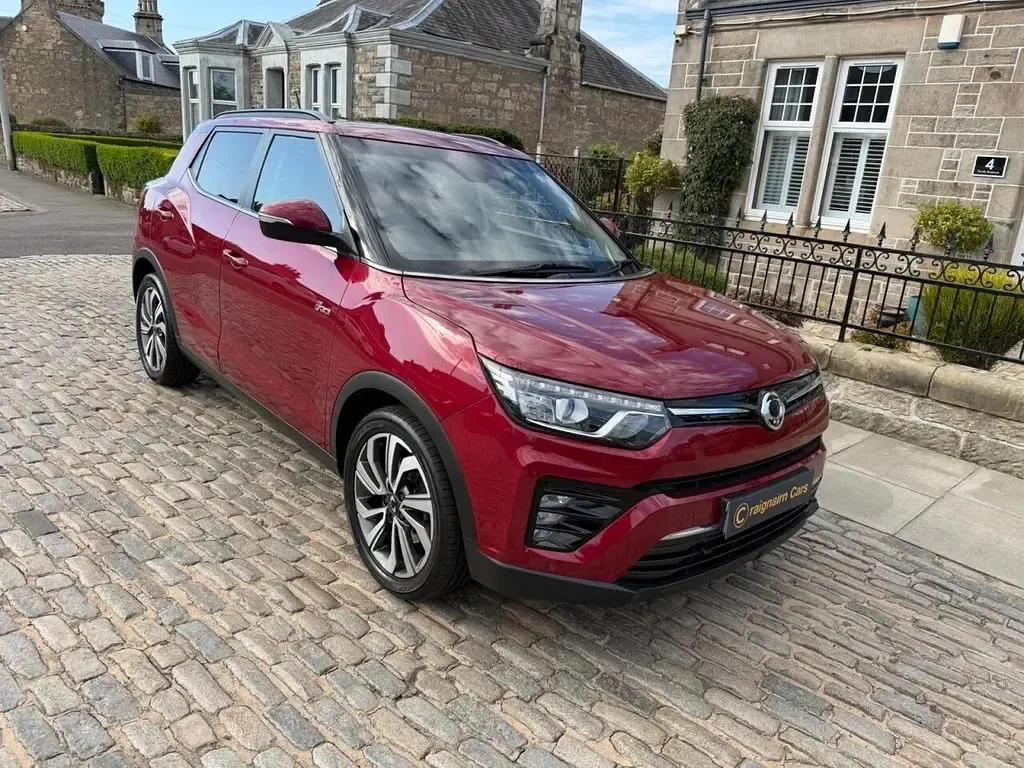 Used SsangYong Tivoli 163 HP (119 kW) 2022 Red SUV
