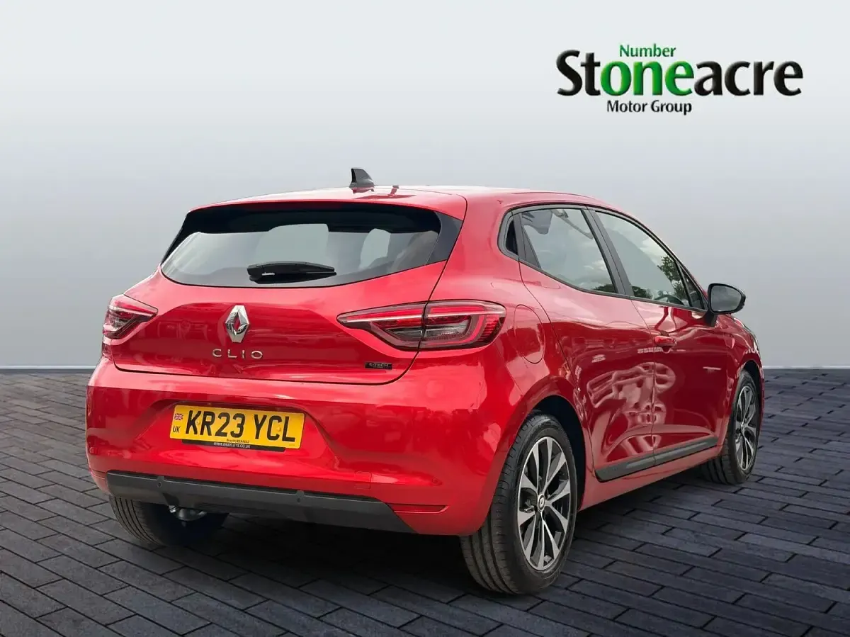 Used Renault Clio Evolution 145 HP (106 kW) 2023 Red Hatchback