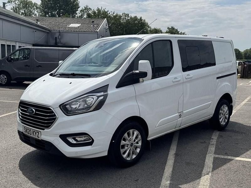 Used Ford Transit Custom Limited 130 HP (95 kW) 2020 White Van