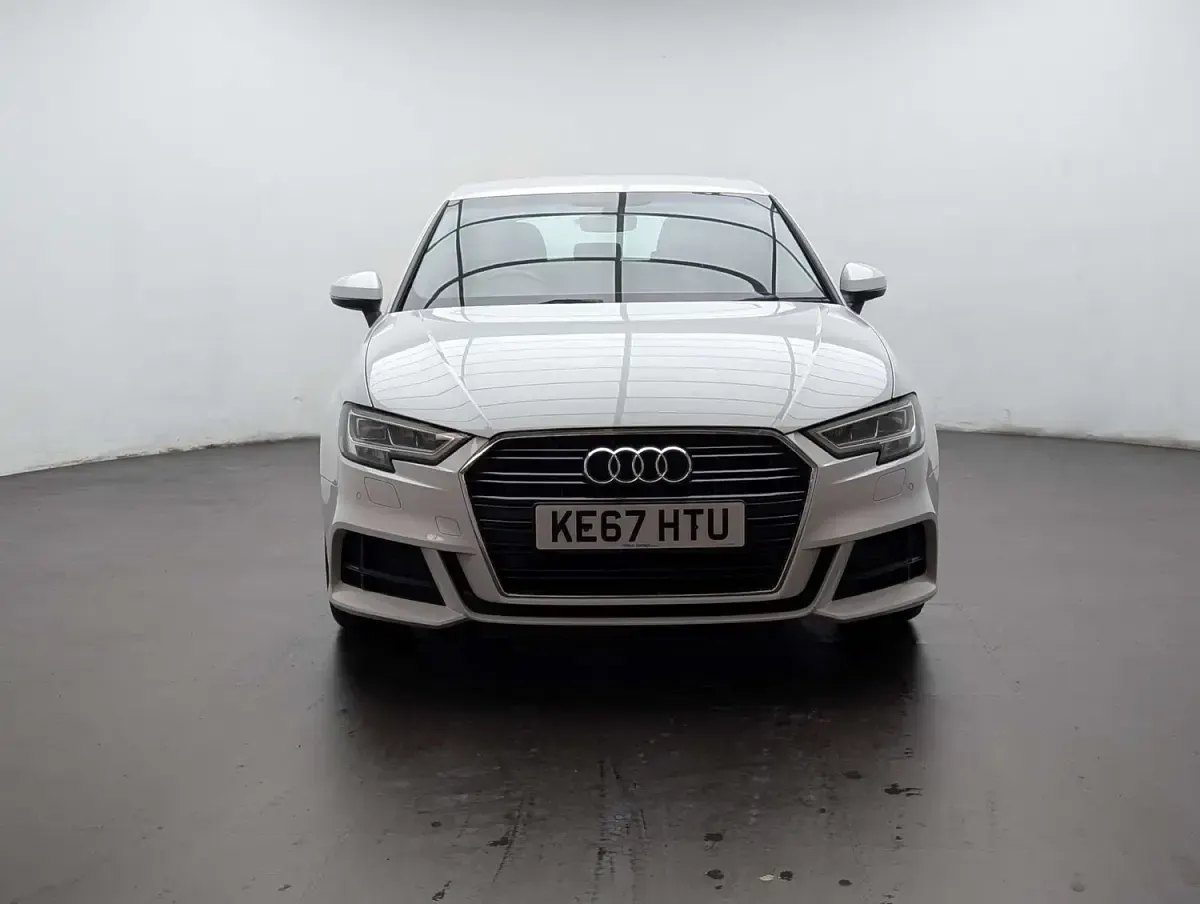 Used Audi A3 Sportback S-Line 150 HP (110 kW) 2017 White Hatchback