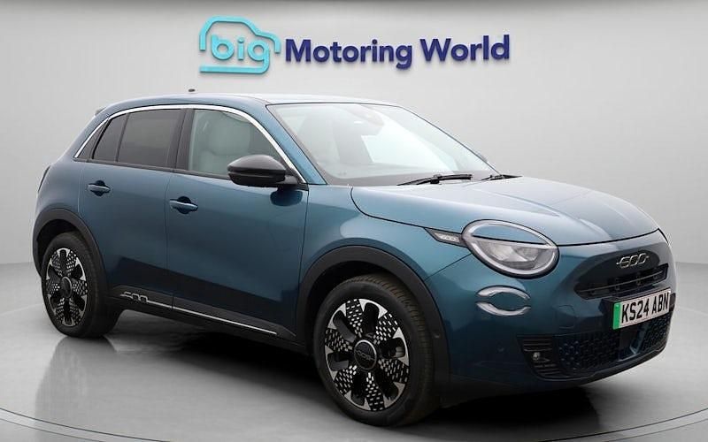 Used Fiat 600E La Prima 114 kW (156 HP) 2026 Hatchback