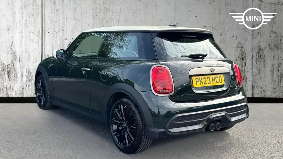 Używany Mini Cooper S Hatch 176 KM (129 kW) 2023 Zielony Hatchback