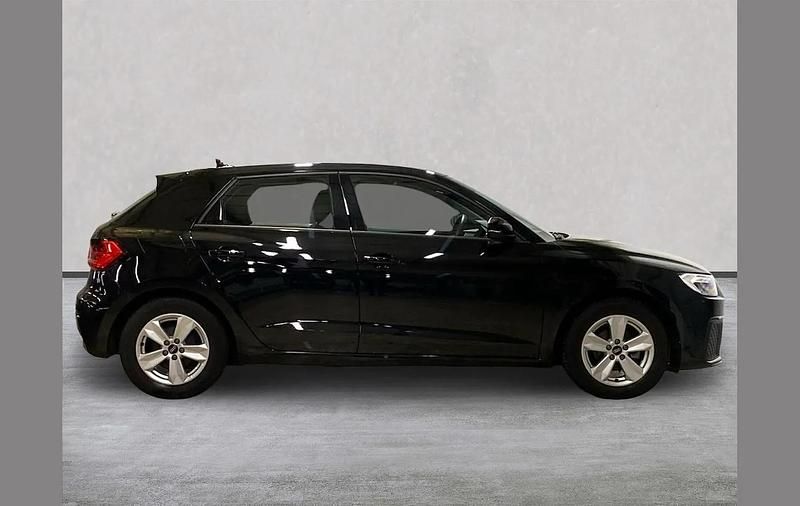 Used Audi A1 Design 95 HP (69 kW) 2022 Black SUV