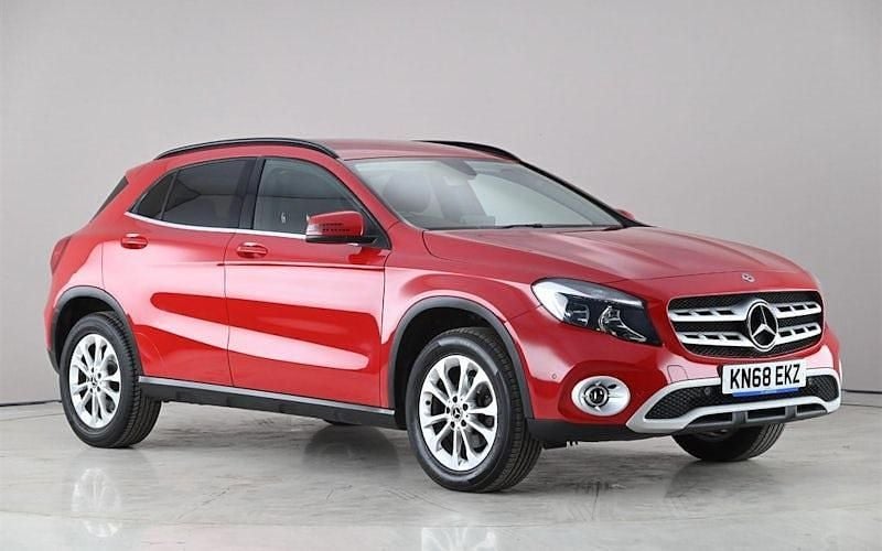 Usado Mercedes GLA200 Executive 156 HP (114 kW) 2019 SUV
