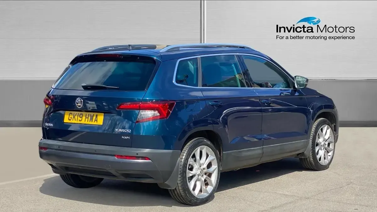 Used Skoda Karoq 150 HP (110 kW) 2019 Blue SUV