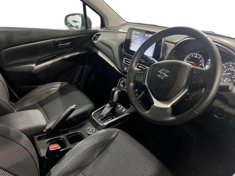 Used Suzuki SX4 2022 White Hatchback