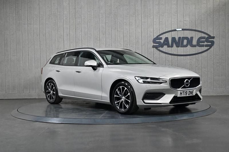 Gold Used 2019 Volvo V60 Momentum Estate | £19,499 (Good price) - Image 1/4