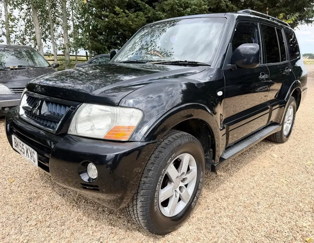 Used Mitsubishi Shogun Elegance 2005 Black SUV