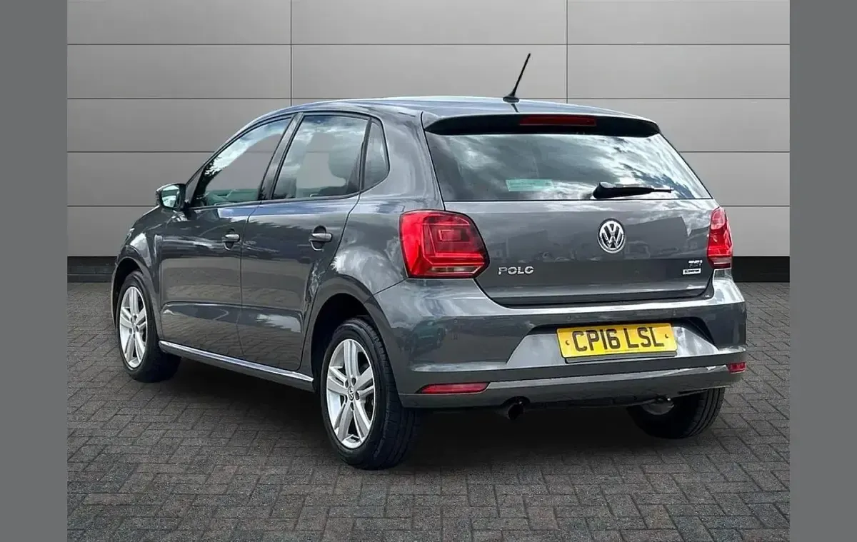Used VW Polo Match 88 HP (64 kW) 2016 Grey Hatchback