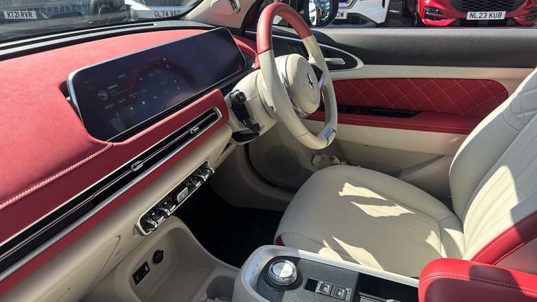 Second-hand Ora 03 Pure+ 125 kW (171 CP) 2024 Hatchback