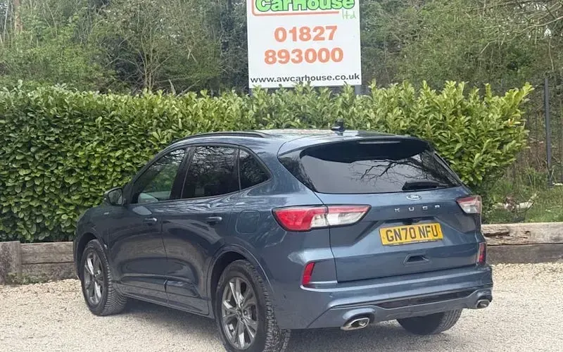 Begagnad Ford Kuga ST-Line 120 HK (88 kW) 2020 Blå SUV