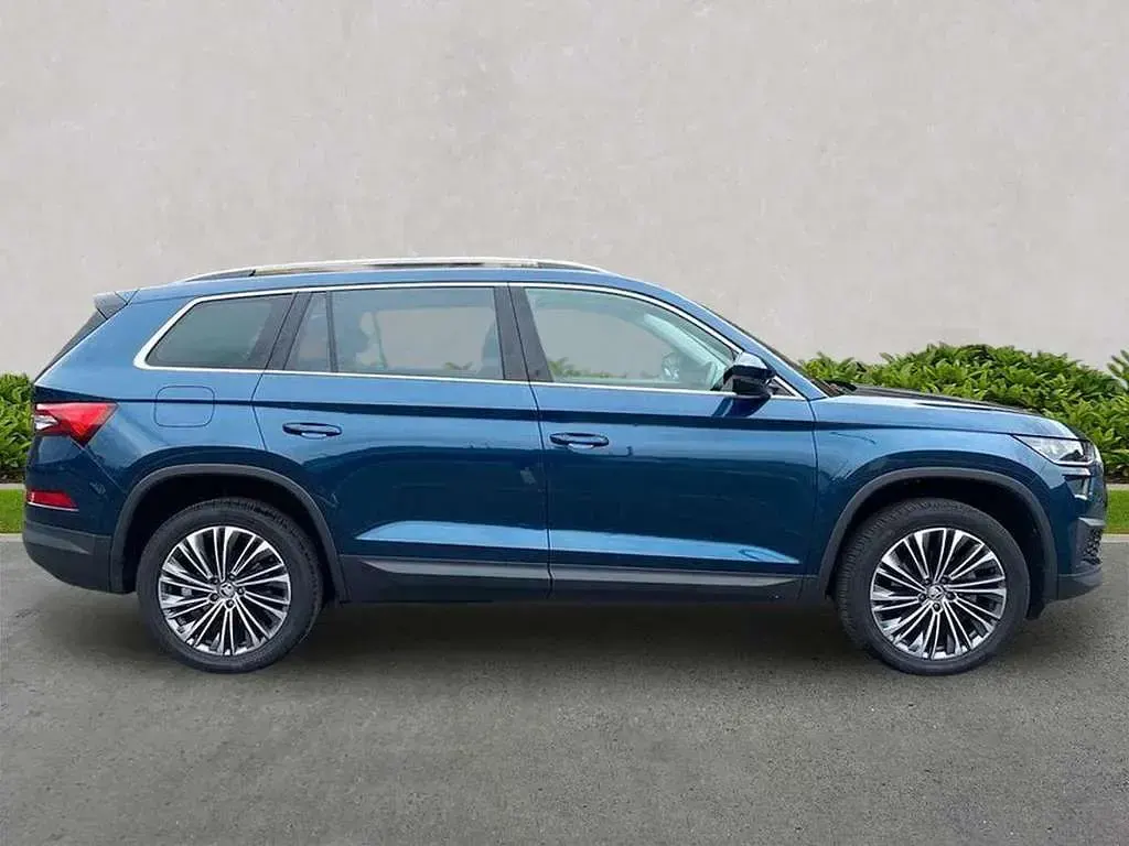 Used Skoda Kodiaq SE L Executive 150 HP (110 kW) 2023 Blue SUV