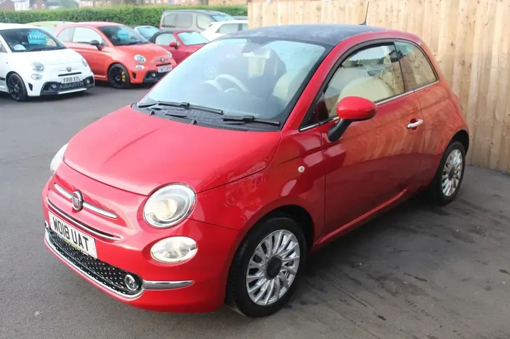 Used Fiat 500 Lounge 69 HP (50 kW) 2018 Red Hatchback