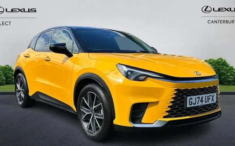 Used Lexus LBX 136 HP (100 kW) 2026 SUV