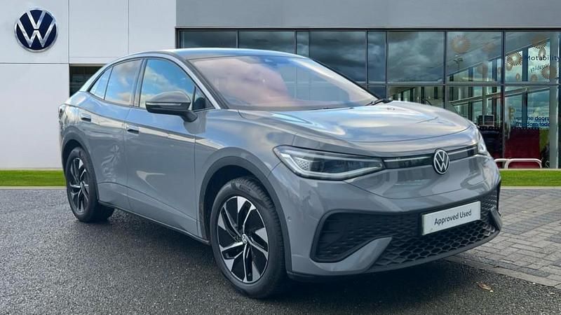 Grey Used 2024 VW ID.5 Pro SUV | £26,159 (Fair price) - Image 1/4