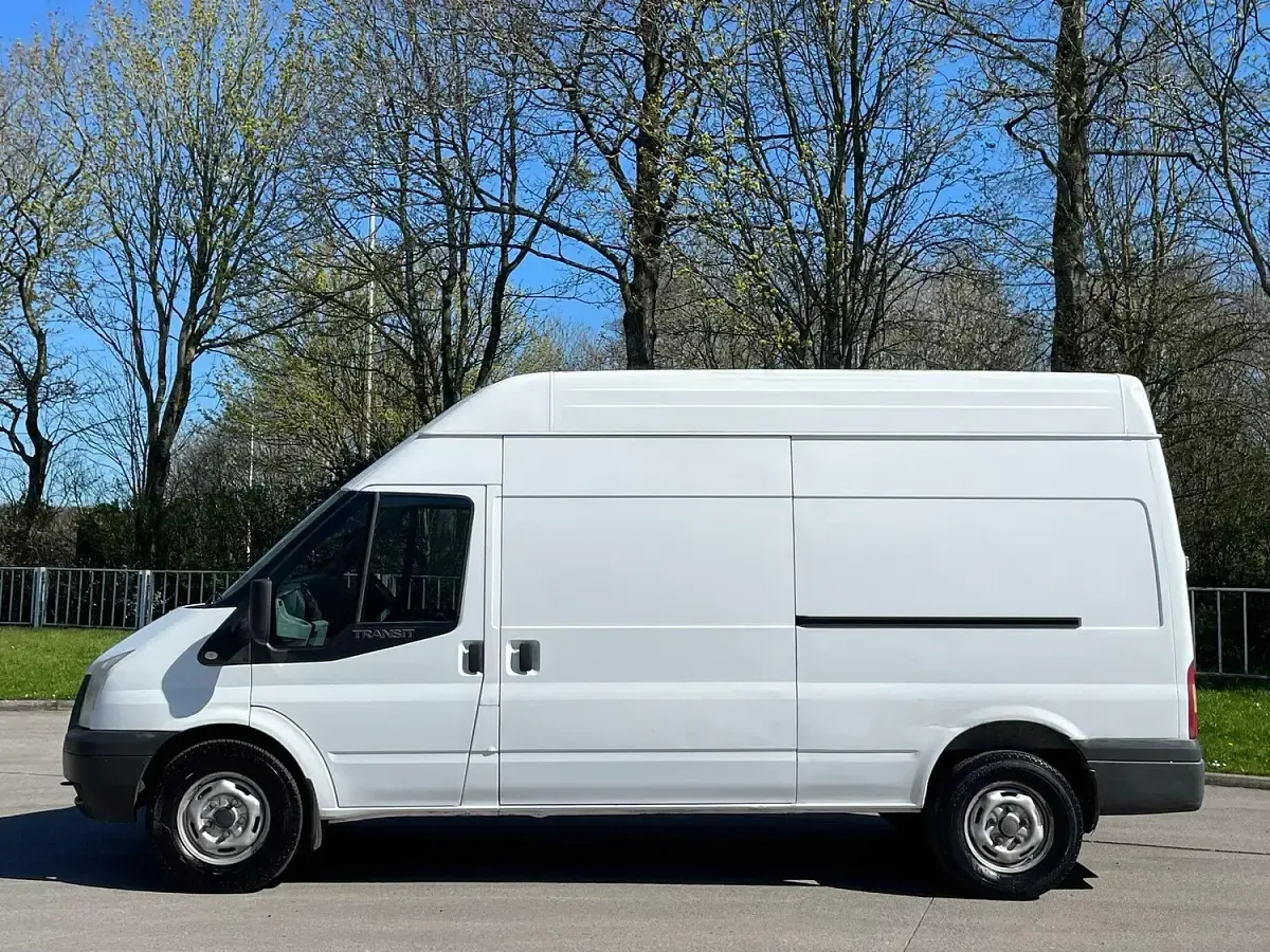 Used Ford Transit 100 HP (73 kW) 2013 White Van