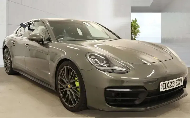 Used Porsche Panamera 4 E-Hybrid Platinum Edition 462 HP (339 kW) 2022 Hatchback