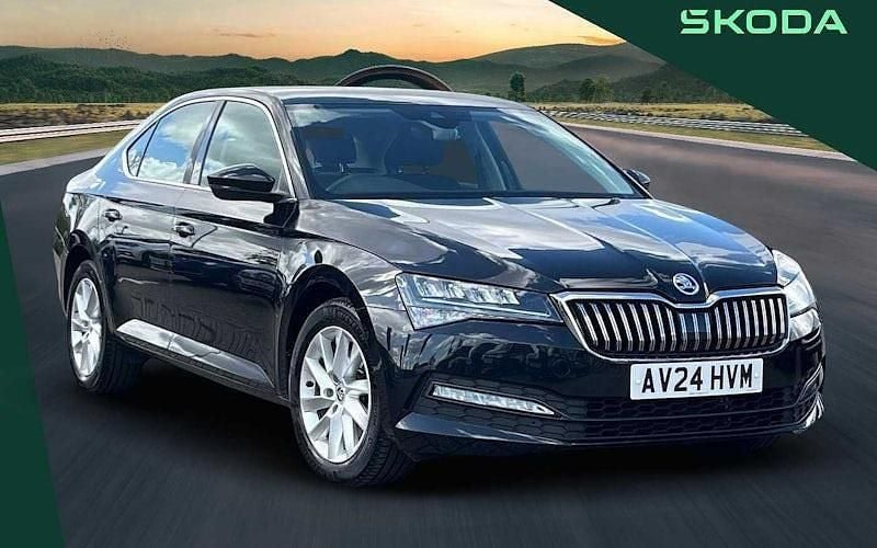 Black magic Used 2024 Skoda Superb SE Hatchback | £24,690 (A bit pricey) - Image 1/4