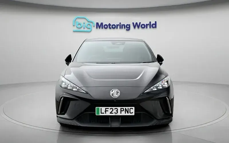 Usado MG MG4 EV Trophy 150 kW (204 HP) 2025 Citadino