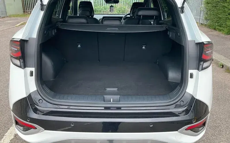 Used Kia Sportage GT-Line 150 HP (110 kW) 2023 White SUV