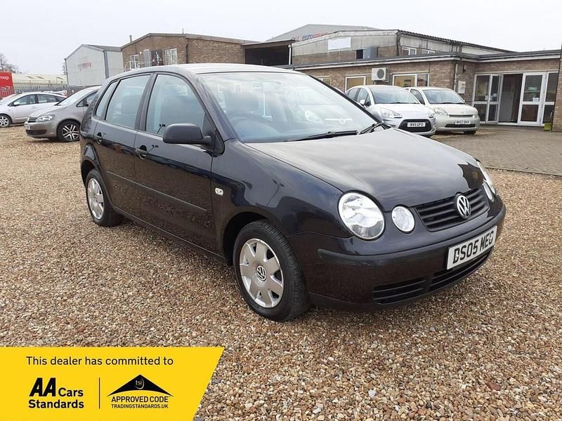 Black Used 2005 VW Polo Hatchback | £2,495 (Fair price) - Image 1/4
