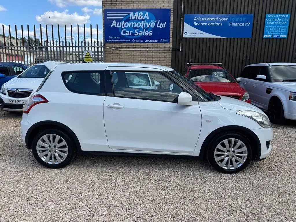Used Suzuki Swift SZ3 94 HP (69 kW) 2013 White Hatchback