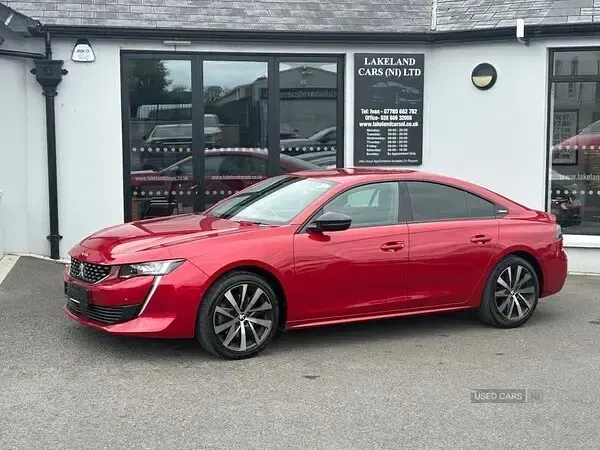 Used Peugeot 508 GT-line 2020 Red Hatchback