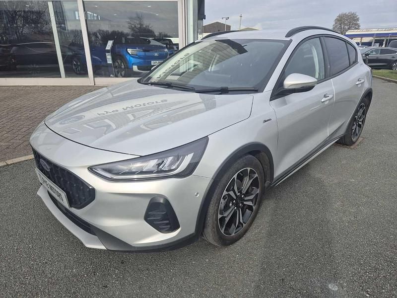 Used Ford Focus Active X 125 HP (91 kW) 2023 Moondust silver Hatchback