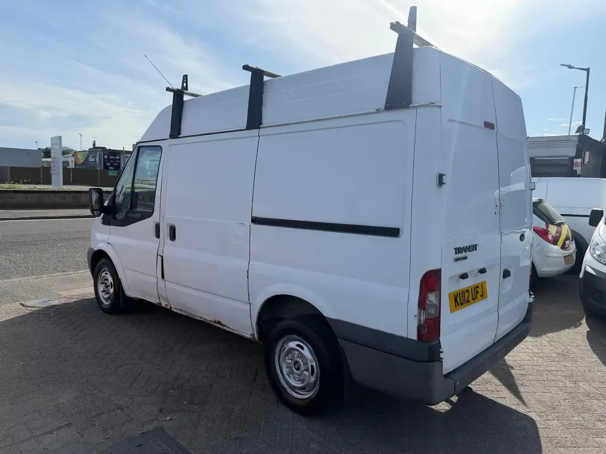 Used Ford Transit 100 HP (73 kW) 2012 White Van