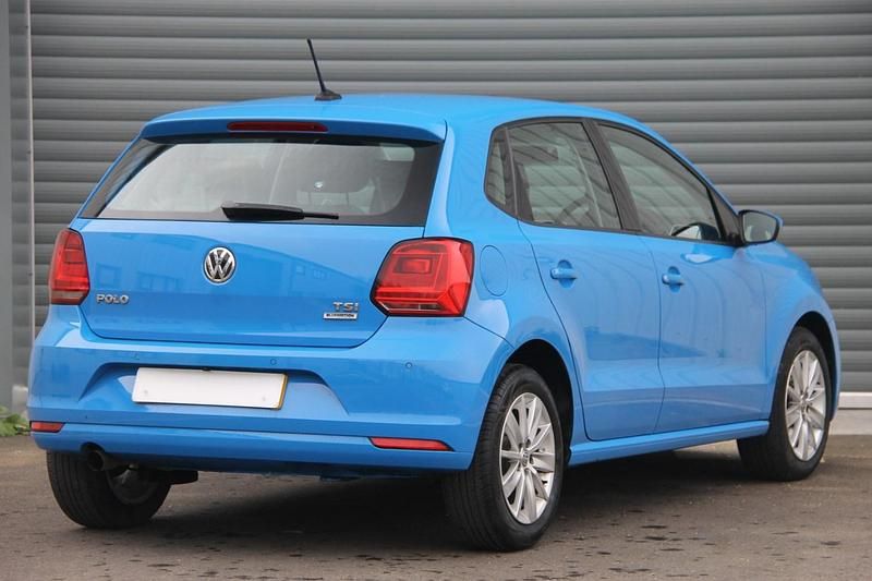 Used VW Polo SE 2015 Blue Hatchback