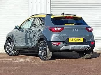 Used Kia Stonic 99 HP (72 kW) 2023 Grey SUV