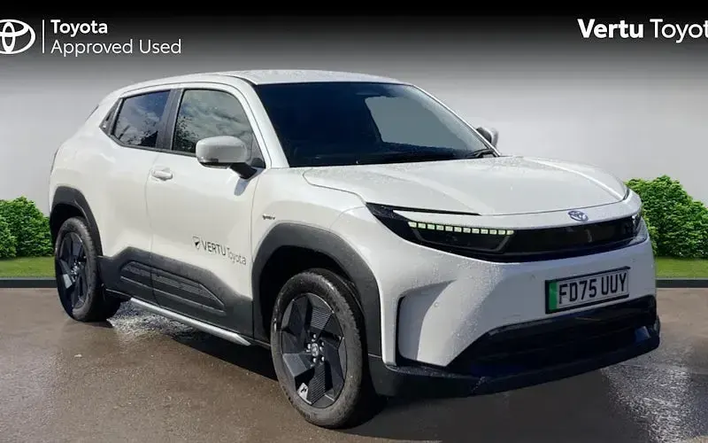 Used Toyota Urban Cruiser Design 127 kW (174 HP) 2026 SUV