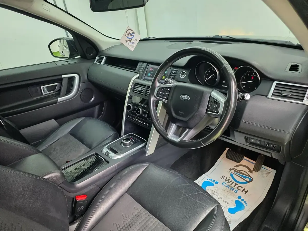 Used Land Rover Discovery Sport SE 240 HP (176 kW) 2017 Grey SUV