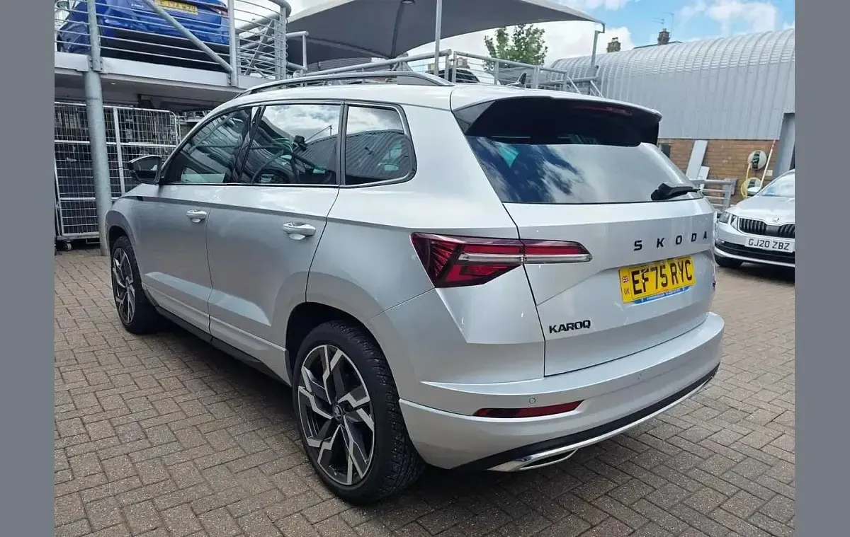 Used Skoda Karoq SportLine 190 HP (139 kW) 2025 Brilliant silver metallic SUV