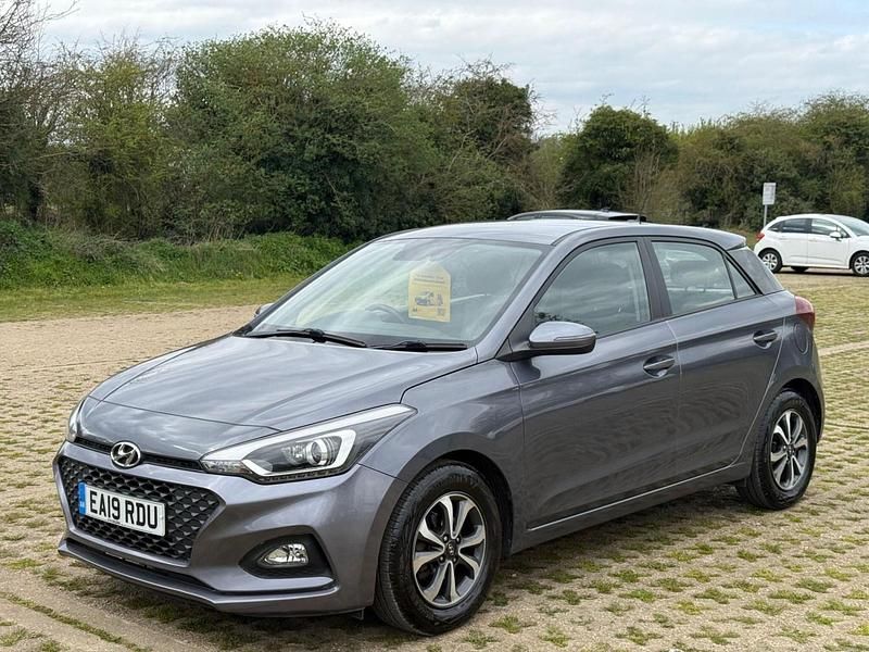 Used Hyundai i20 Edition 84 HP (61 kW) 2019 Grey Hatchback