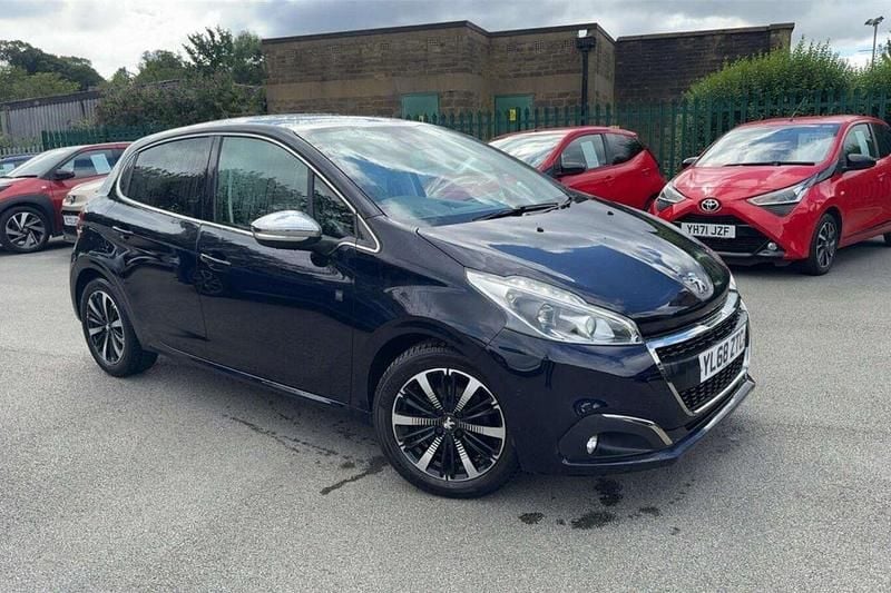 Blue Used 2019 Peugeot 208 Hatchback | £9,595 (Fair price) - Image 1/4