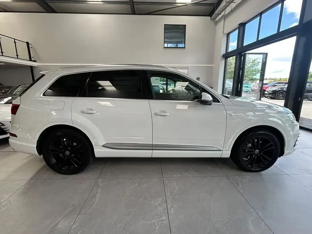 Used Audi Q7 S-Line 218 HP (160 kW) 2017 White SUV