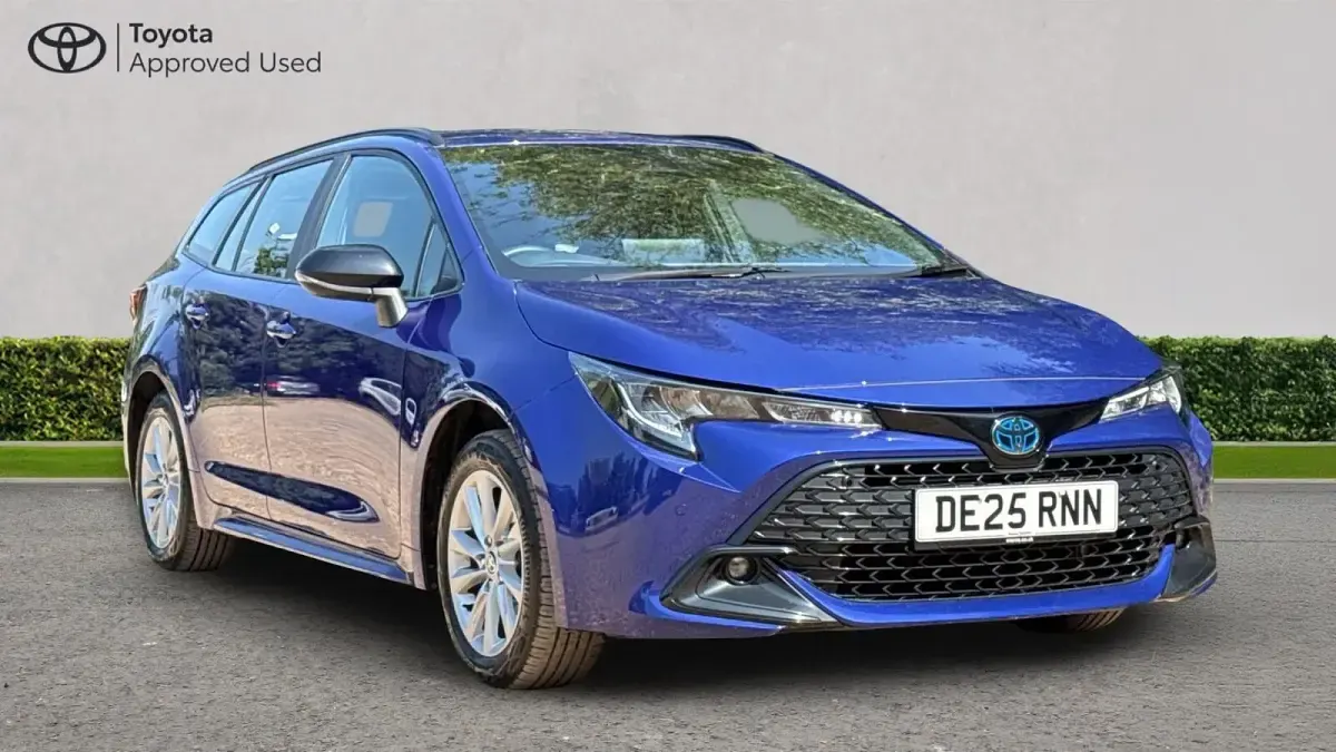 Used Toyota Corolla 140 HP (102 kW) 2025 Estate