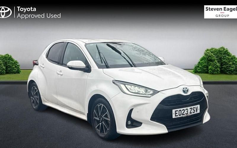 Used Toyota Yaris Hybrid Design 116 HP (85 kW) 2025 Hatchback