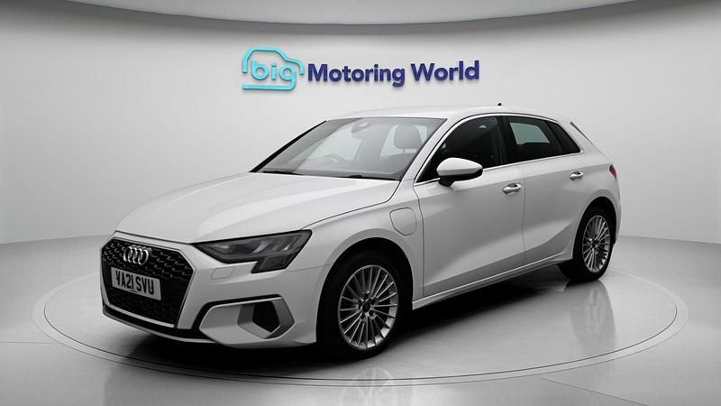 Used Audi A3 Sportback e-tron Sport 201 HP (147 kW) 2021 Hatchback