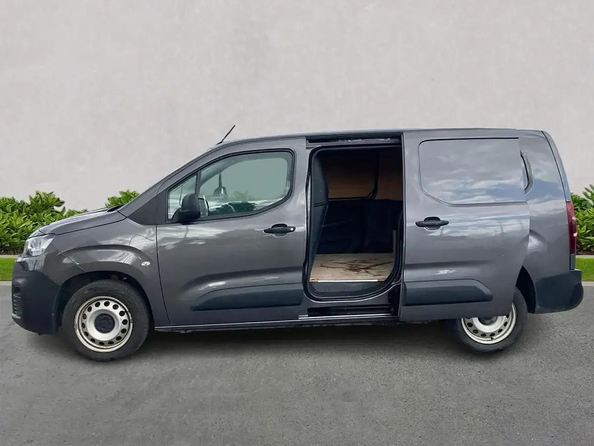 Used Citroën Berlingo 2023 Grey MPV
