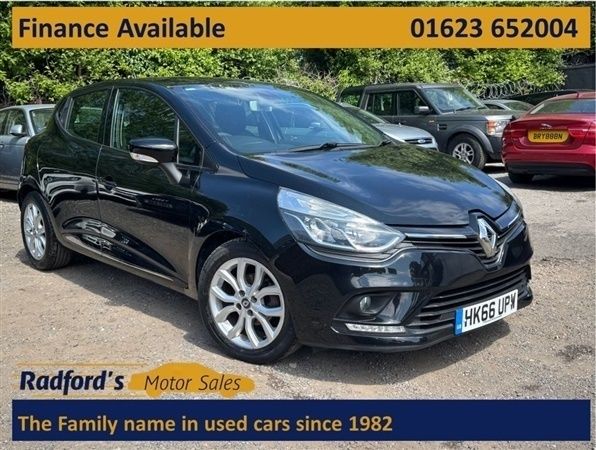 Black Used 2017 Renault Clio IV Dynamique Hatchback | £7,452 (Fair price) - Image 1/1